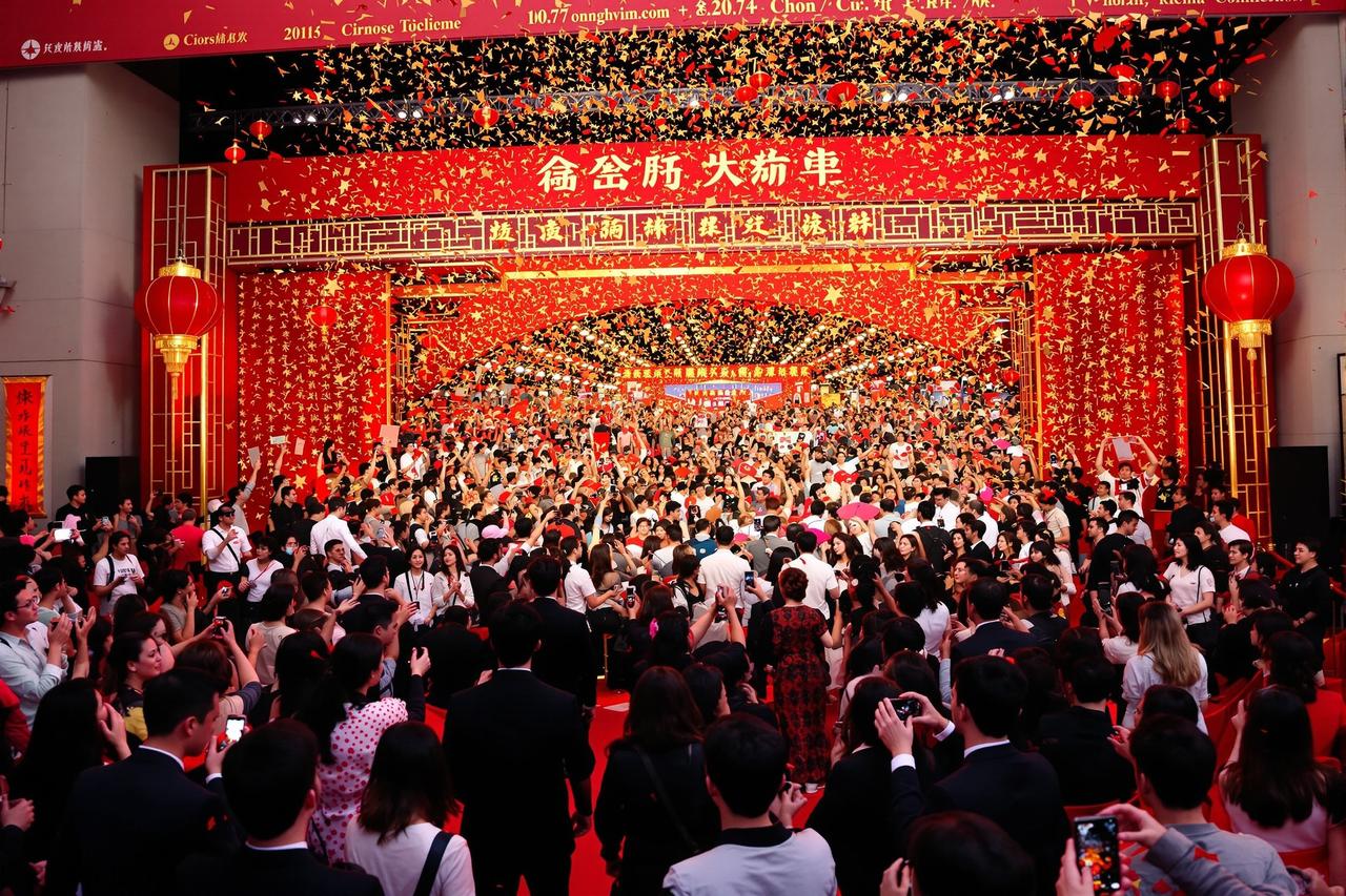 快猫短视频《星辰大海》票房突破30亿，创华语科幻新纪录